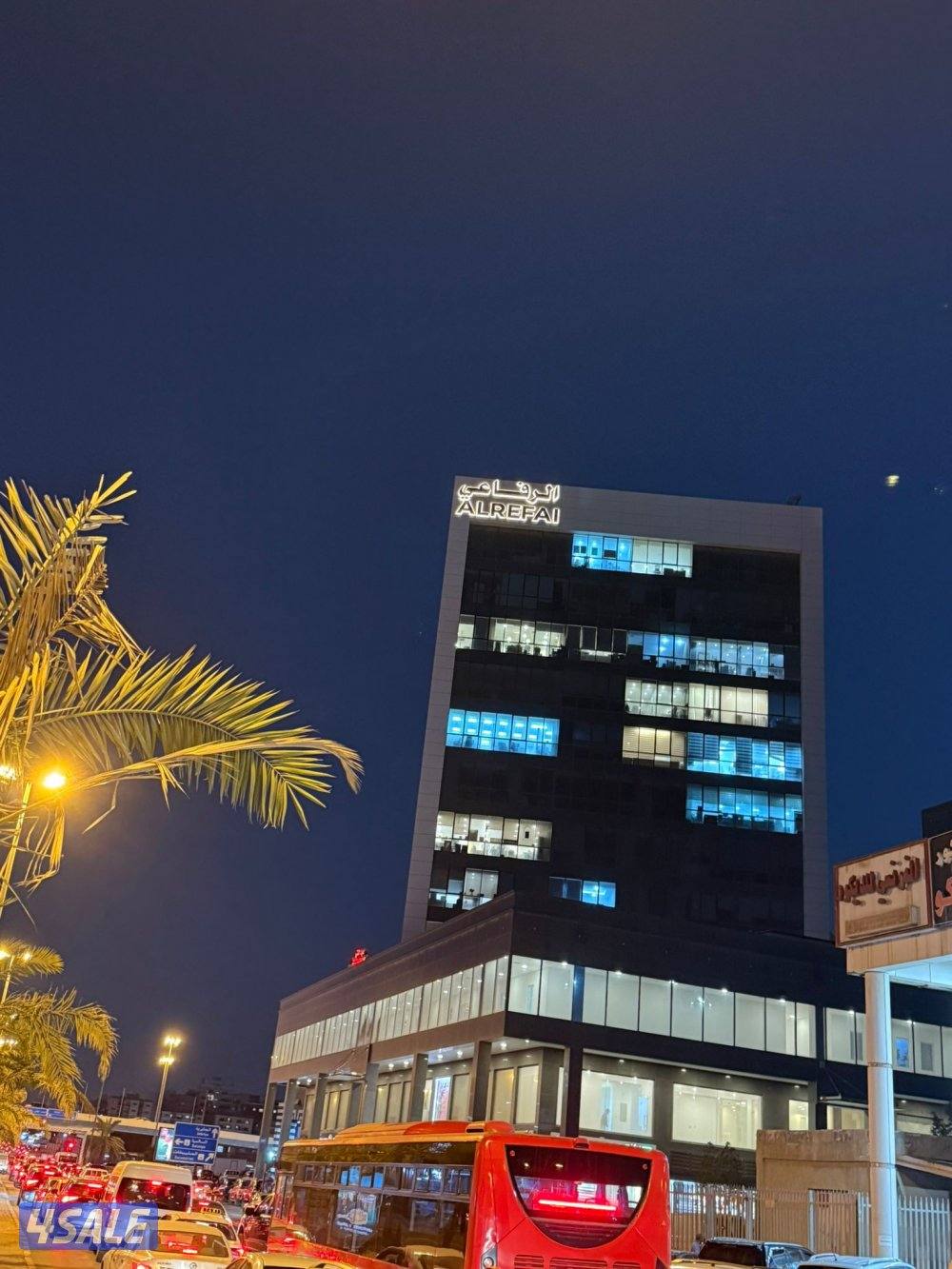 مكاتب للايجار تصلح لجميع الانشطه  حولي مجمع الديكور مقابل البحر سنتر1