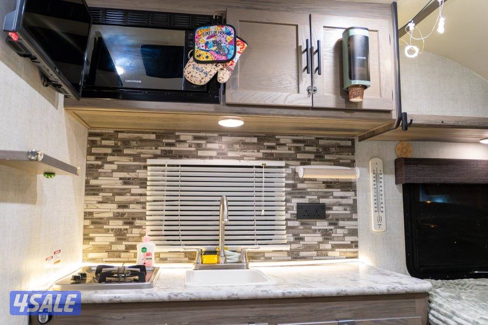 للبيع كرفان امريكي مديل ٢٠٢١8