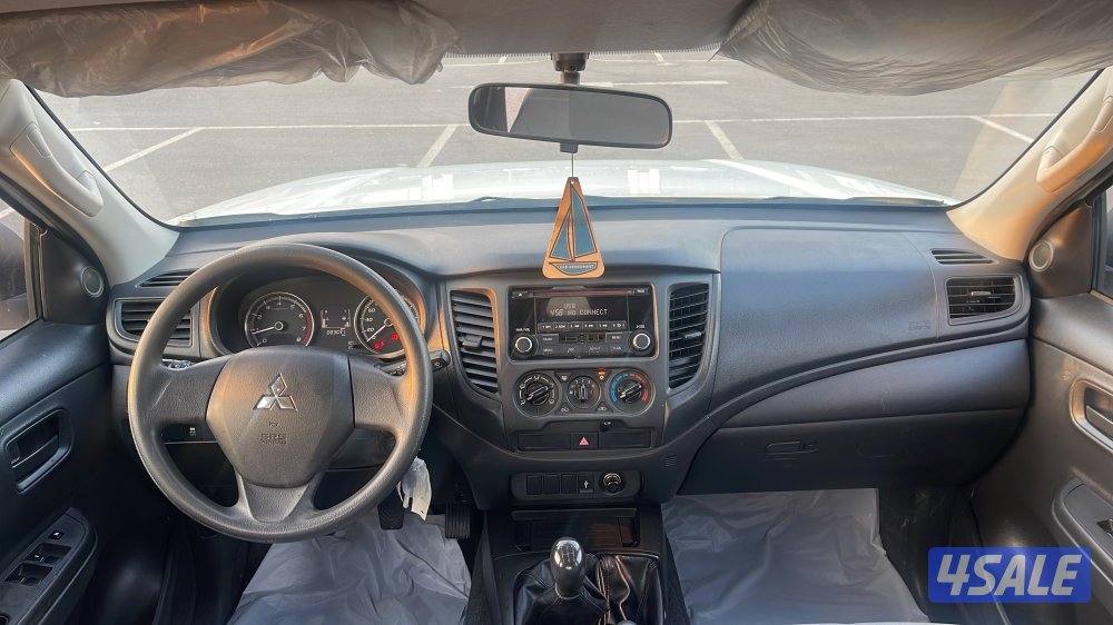 وانيت (4/4 ) ماشي  (83) بحالة الوكالة3