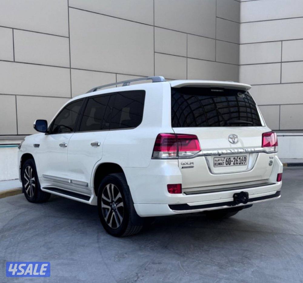 للبيع لاند كروز جراند تورنج v6 موديل 2021 الدرجة الاولى الساير3