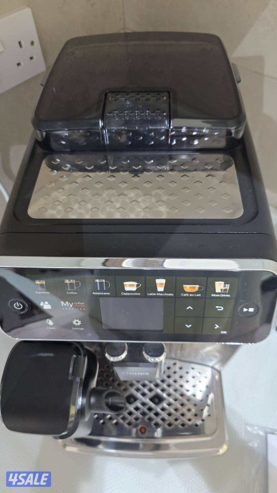 مكينة قهوة فيليبس ٥٤٠٠ philips5400 philips LatteGo مكينة اسبريسو4