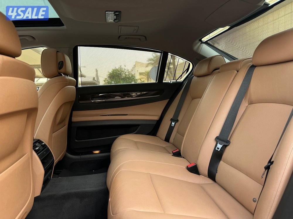 للبيع BMW730LI موديل 2015 وارد الغانم13