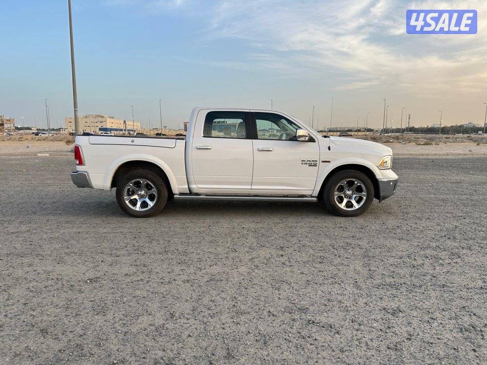 دودج رام Laramie أعلى مواصفات ٢٠٢٠ ماشي ٦٢ الف4