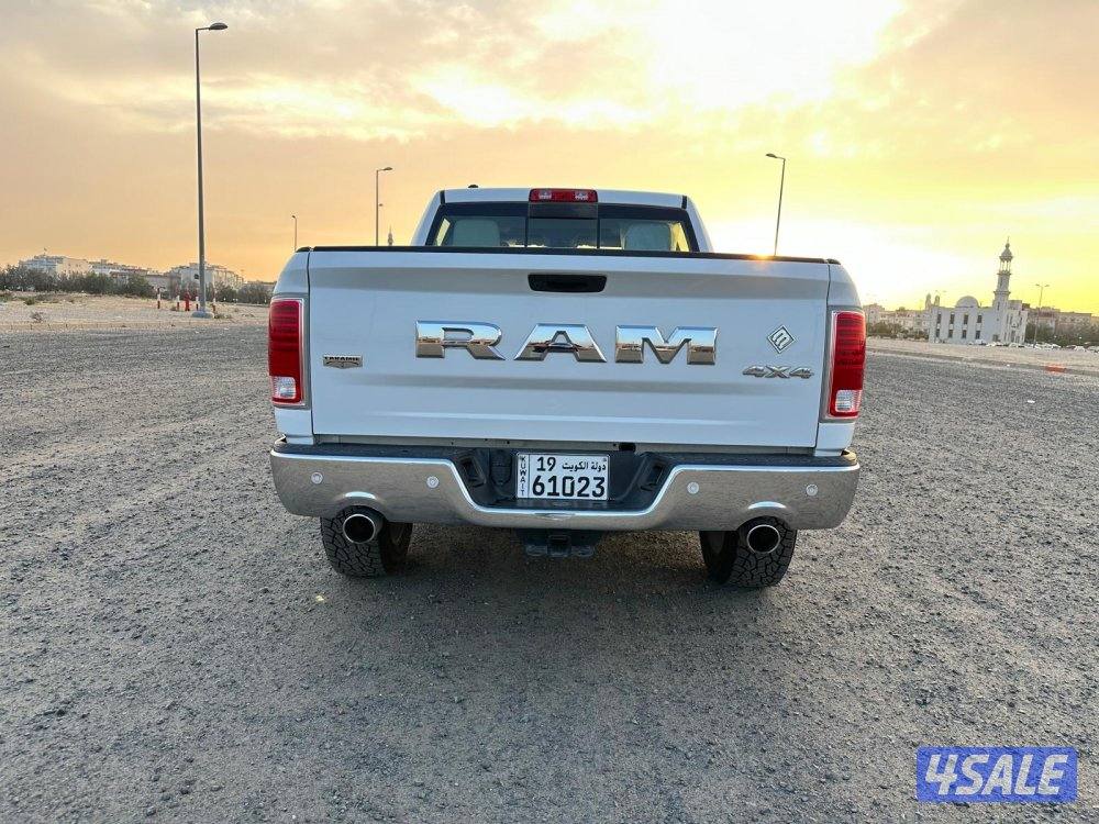 دودج رام Laramie أعلى مواصفات ٢٠٢٠ ماشي ٦٢ الف8