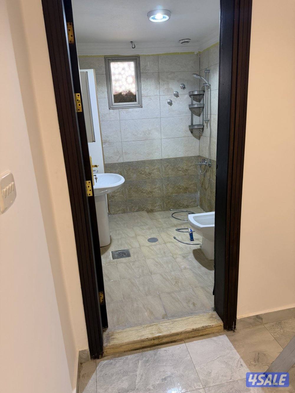 صباح الاحمد الثالثه c4 شقة للايجار من المالك مباشره2