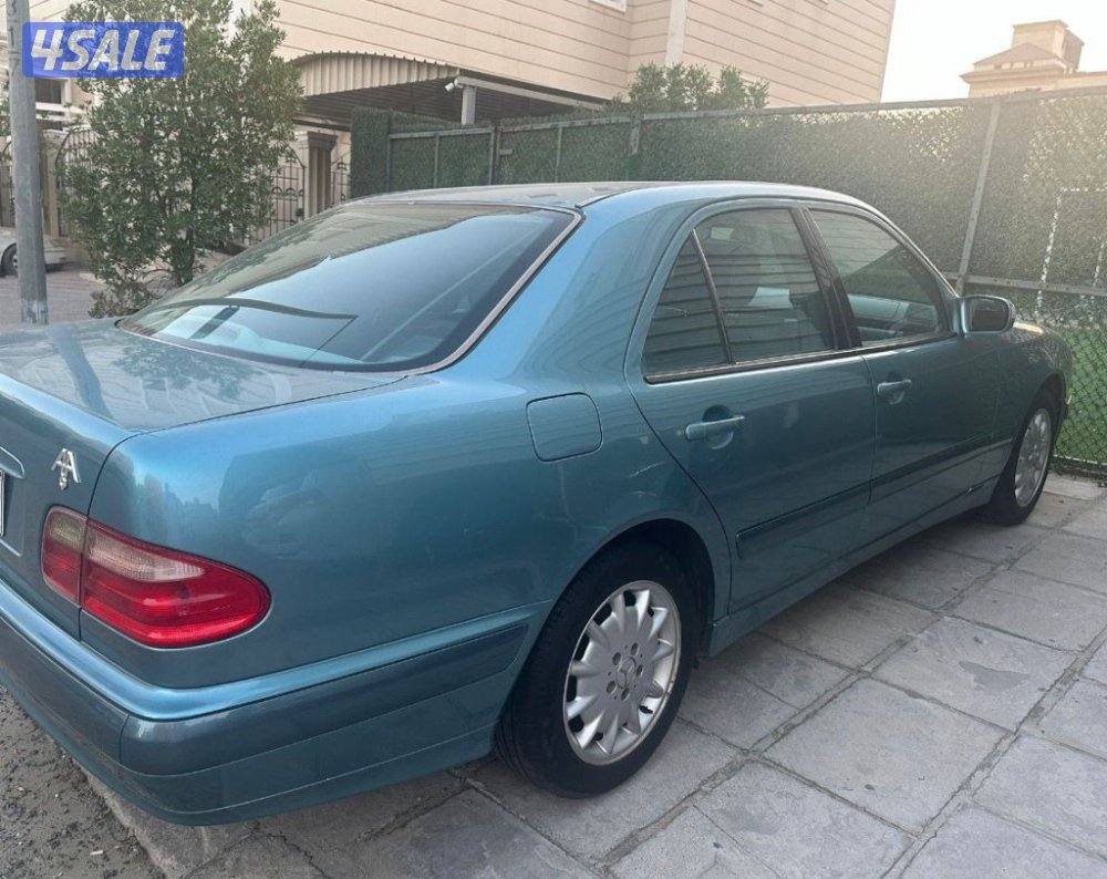 للبيع مرسيدس E240 Classic موديل 2002،وارد البشر وكاله1