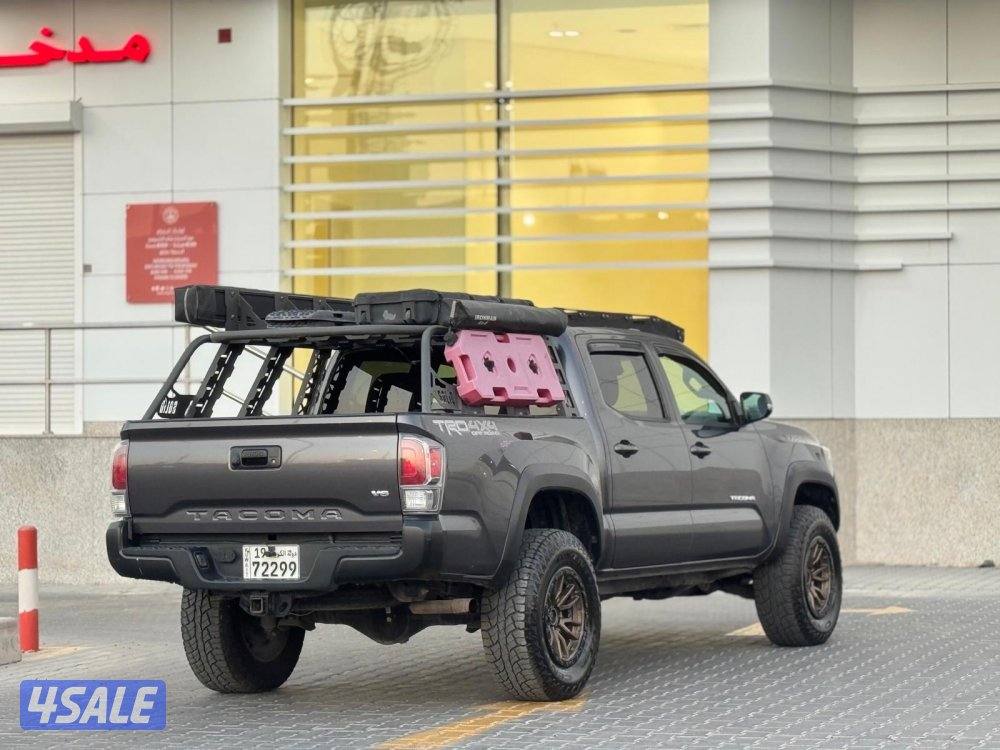 للبيع وانيت تاكوما موديل 20214