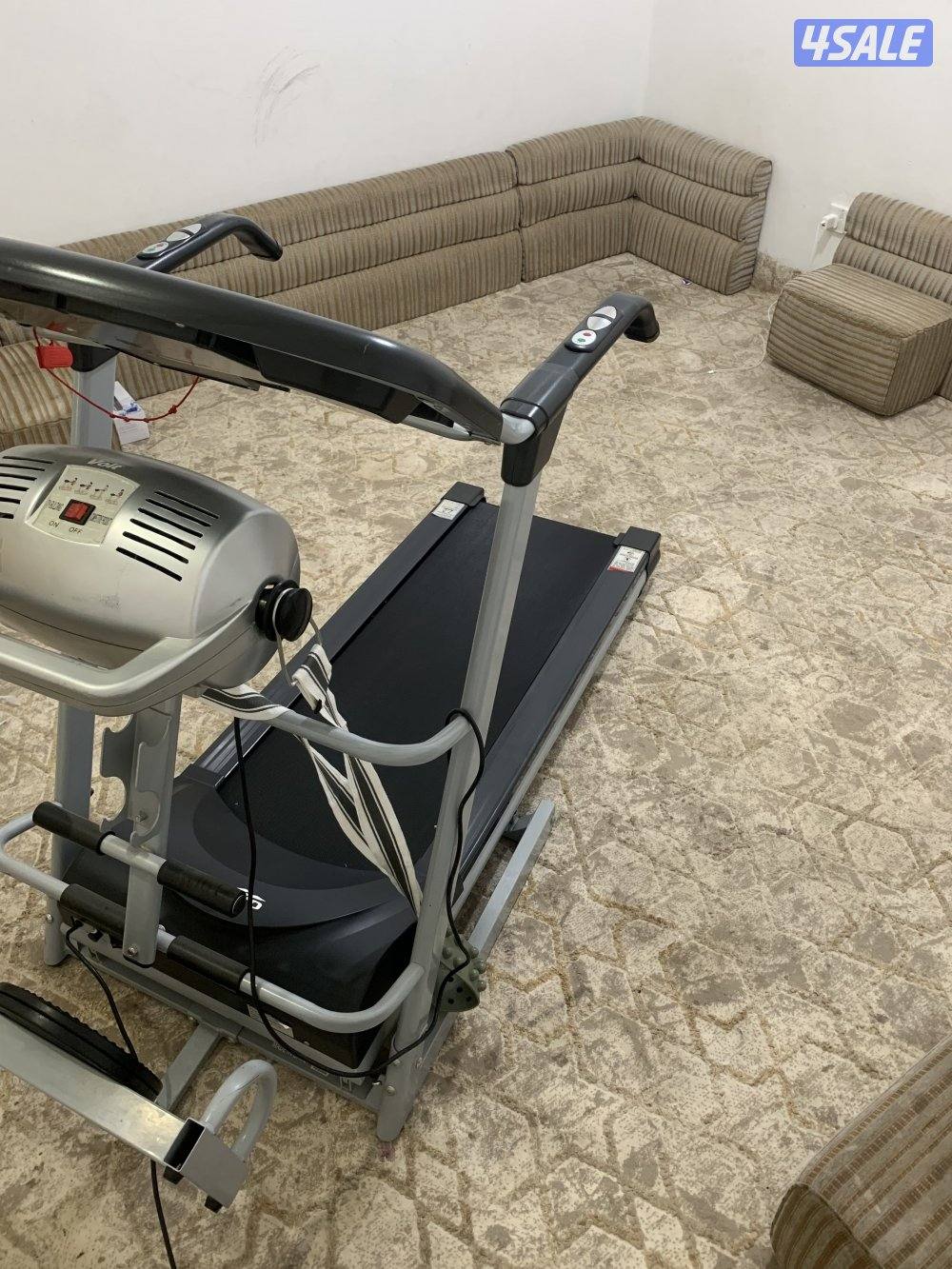 للبيع جهاز مشي oma نظيف2