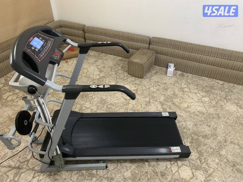 للبيع جهاز مشي oma نظيف3