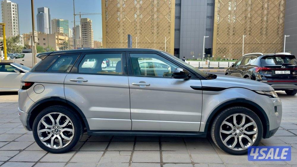 رنج روفر أيفوك/ برستيج / موديل 2015/ عداد 125 الف/ صبغ الوكالة4