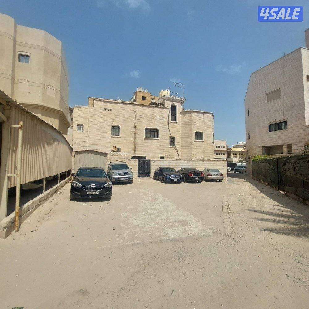 للبيع فيلا جابر العلي زاويه دورين مقابل مسجد0