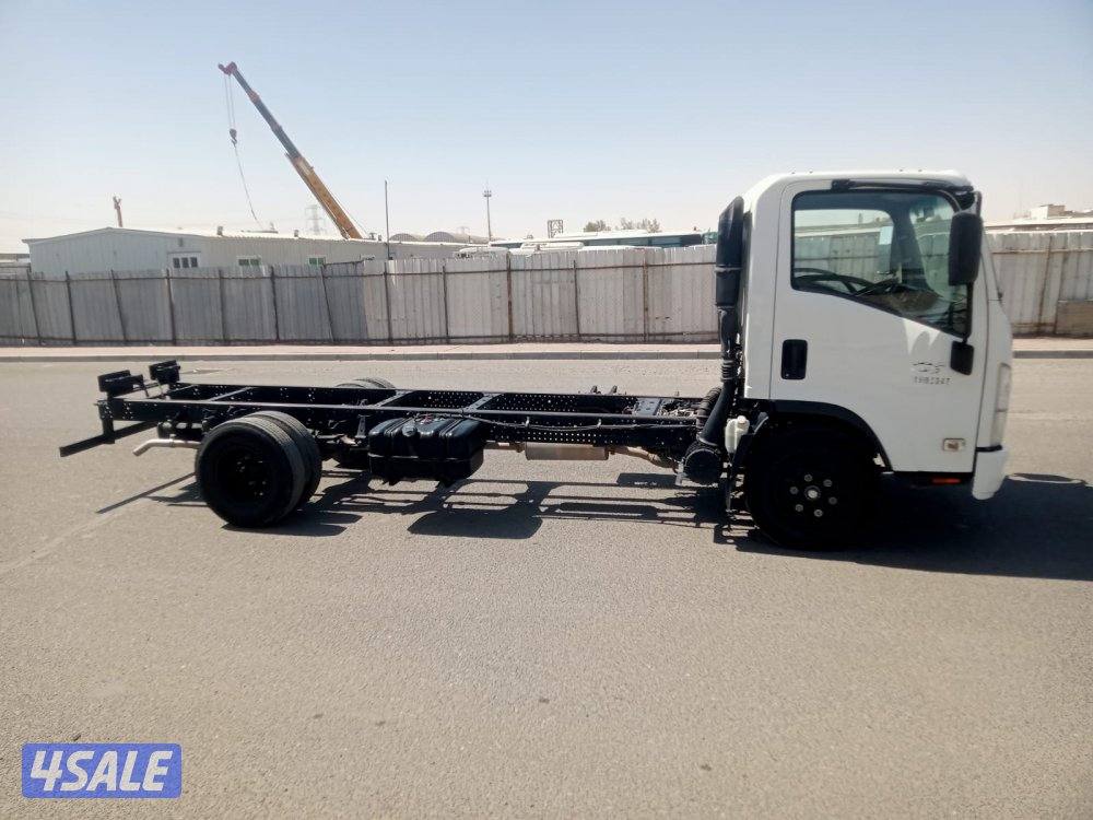 للبيع هافلوري ايسوزو شاصي موديل 20223