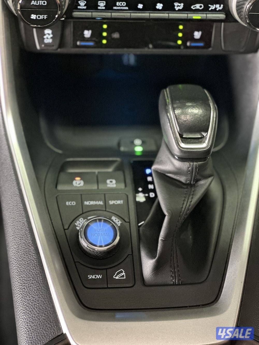 للبيع راف 4 اعلى درجة الفل دبل قير موديل 2023 ماشية 67 الف10