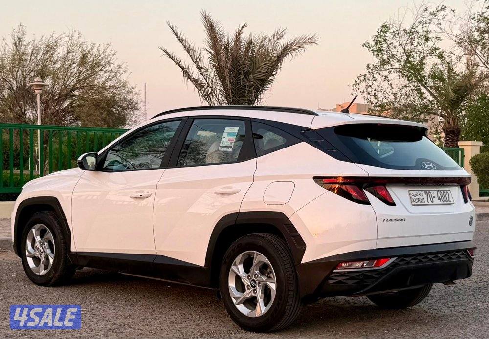 Tucson 2022 original paint excellent condition touch start h/c seats5