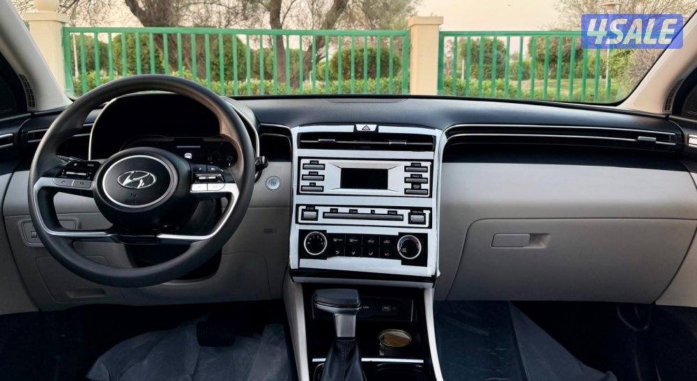 Tucson 2022 original paint excellent condition touch start h/c seats6