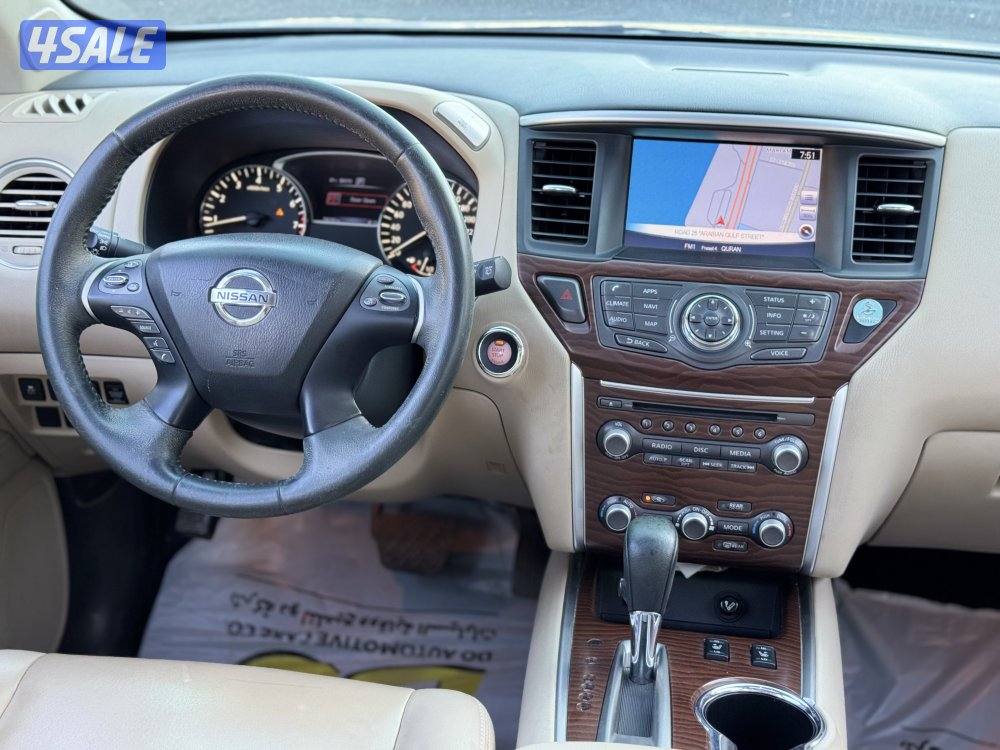للبيع نيسان باثفايندر SL موديل 2018 كامل المواصفات  / 4WD4