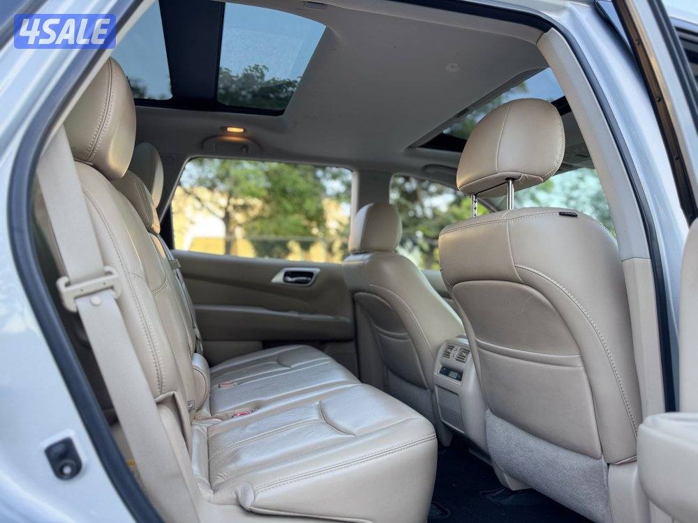 للبيع نيسان باثفايندر SL موديل 2018 كامل المواصفات  / 4WD9