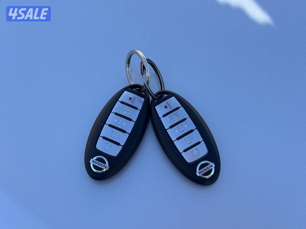 للبيع نيسان باثفايندر SL موديل 2018 كامل المواصفات  / 4WD12