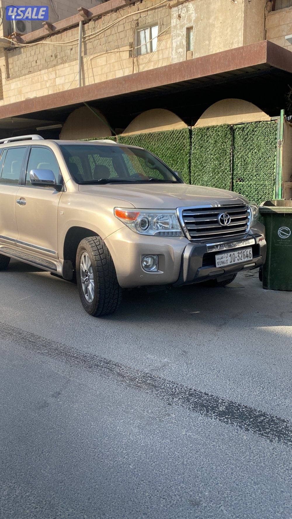 لاند كروز ٢٠١١ في اكس ار شرط الفحص وقير ومكينه وشاصي0