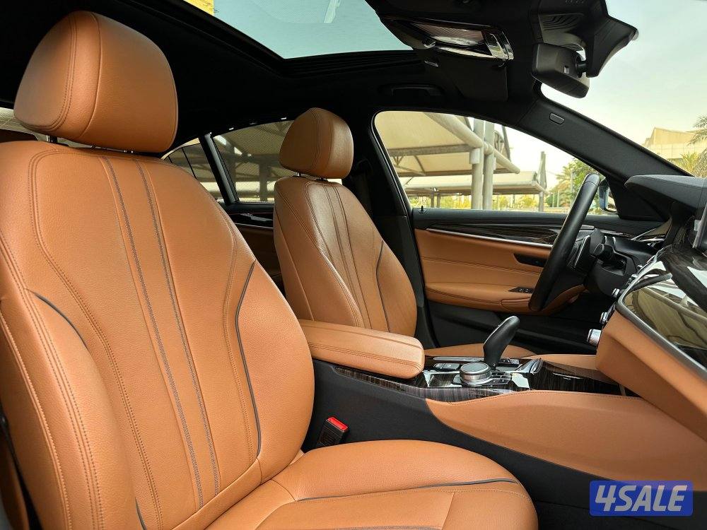 للبيع BMW530i موديل 2020 وارد الغانم8