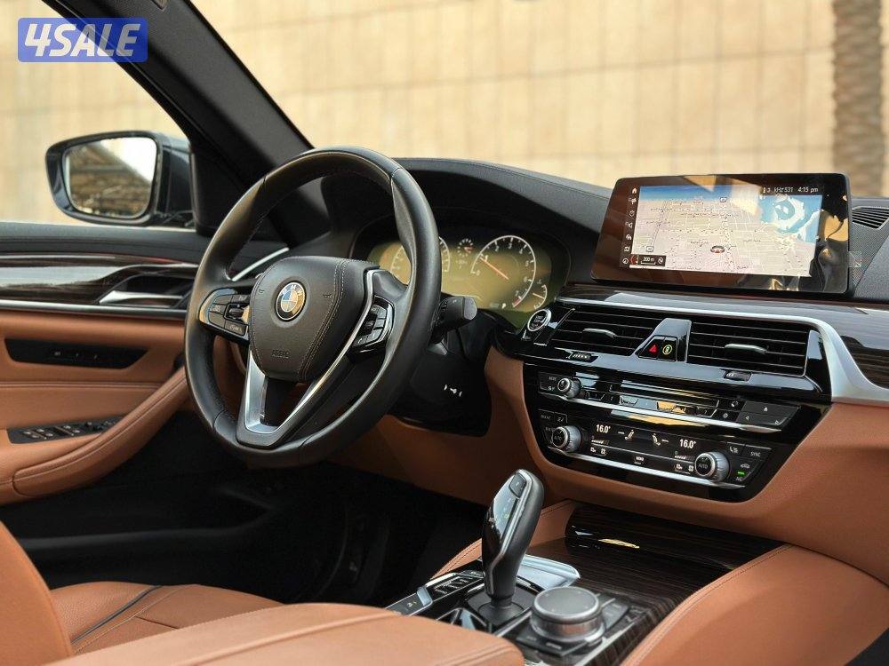 للبيع BMW530i موديل 2020 وارد الغانم9
