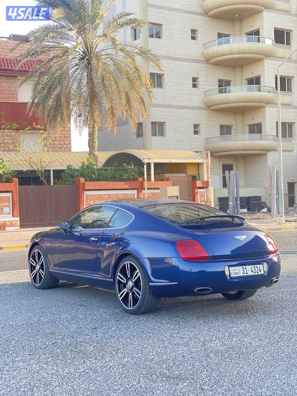 للبيع بينتلي كونتننتال GT / موديل 2009 / بحالة ممتازة14