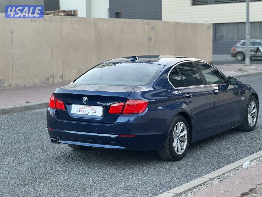 BMW 523i 20112