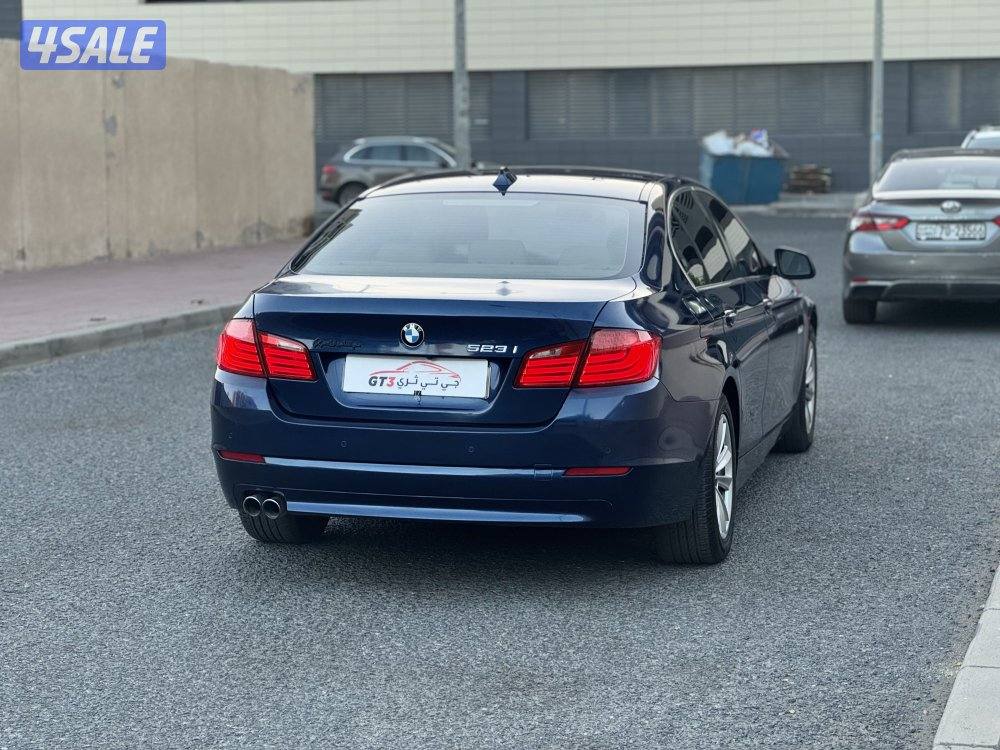 BMW 523i 20113