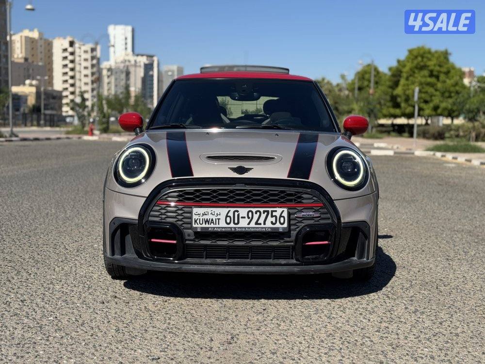 للبيع ميني كوبر JCW موديل 2022 أعلي مواصفات عداد 25 ألف6