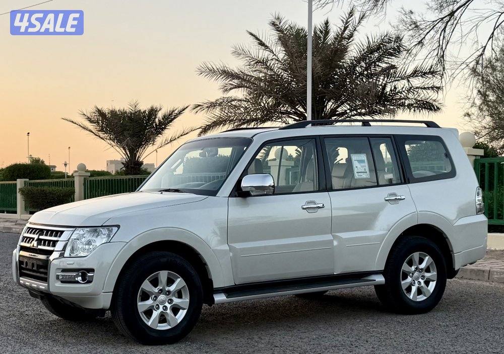 Mitsubishi pajero full option 20220