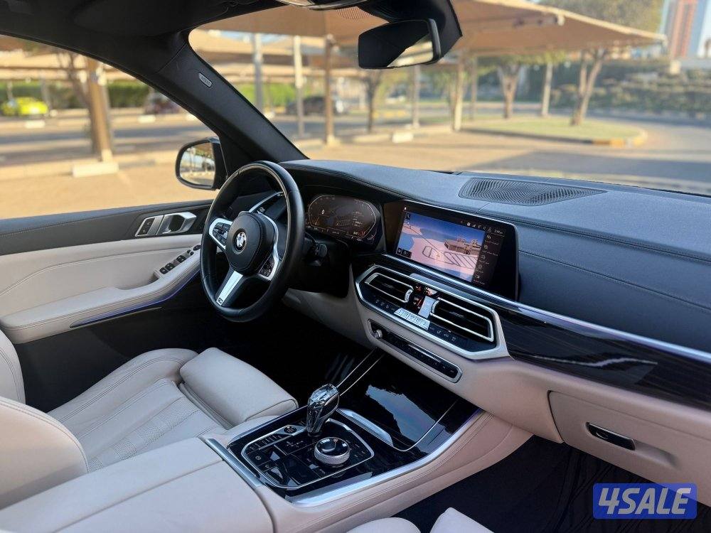 للبيع : جيب بي ام دبليو X5 موديل : 2020 عداد : 120 الف12