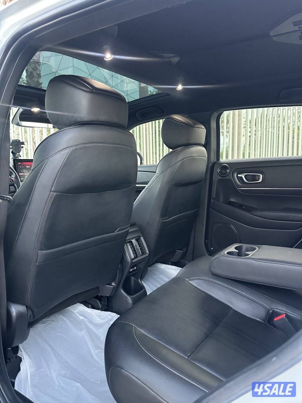 هوندا HR-V-2023 الدرجة الأولى بانوراما.. صبغ الوكالة10