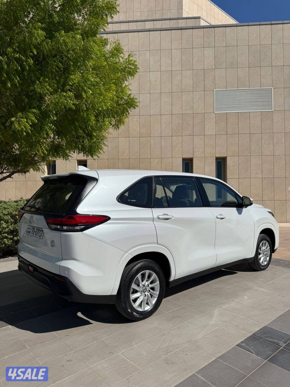 تويوتا انوفا موديل 20246