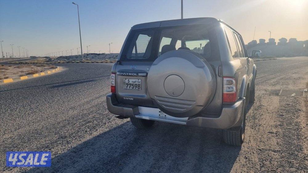 للبيع سفاري ٢٠٠٣2