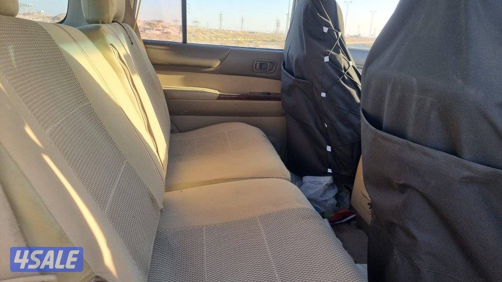 للبيع سفاري ٢٠٠٣4