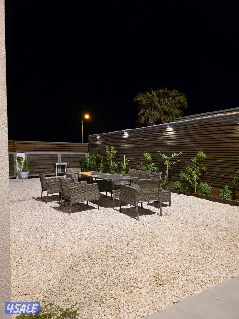 لا يوجد لا سنوي ولا شهري14