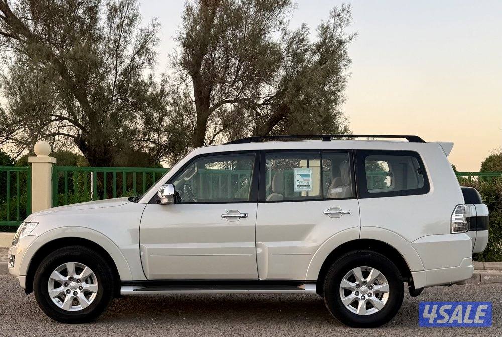 Mitsubishi pajero full option 20227