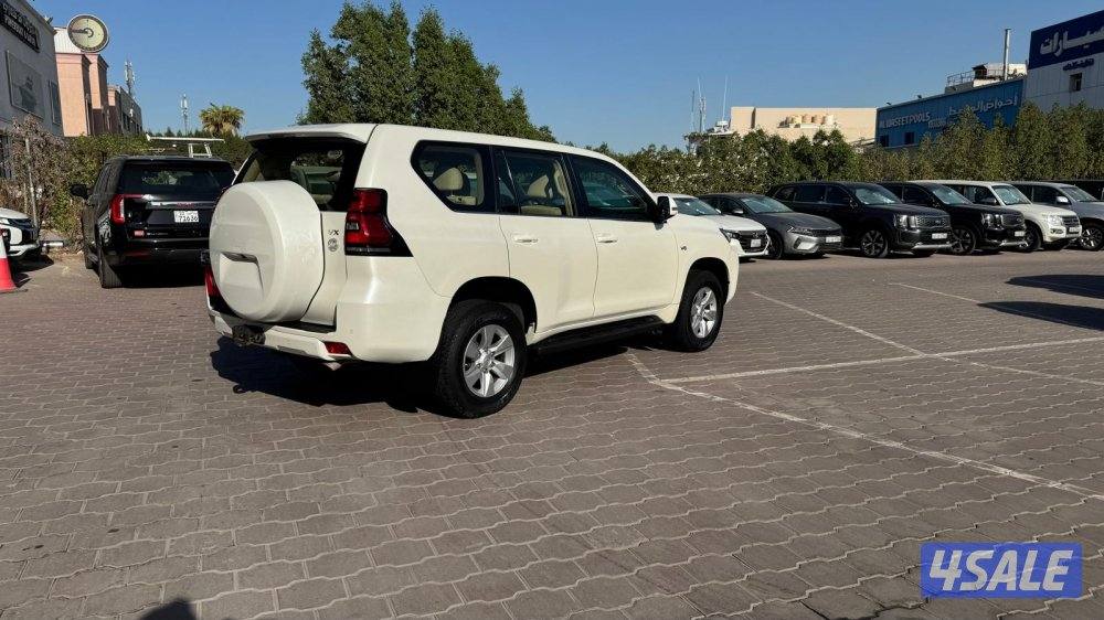 تويوتا برادو 6 سلندر VX موديل 2021 صبغ الوكالة10