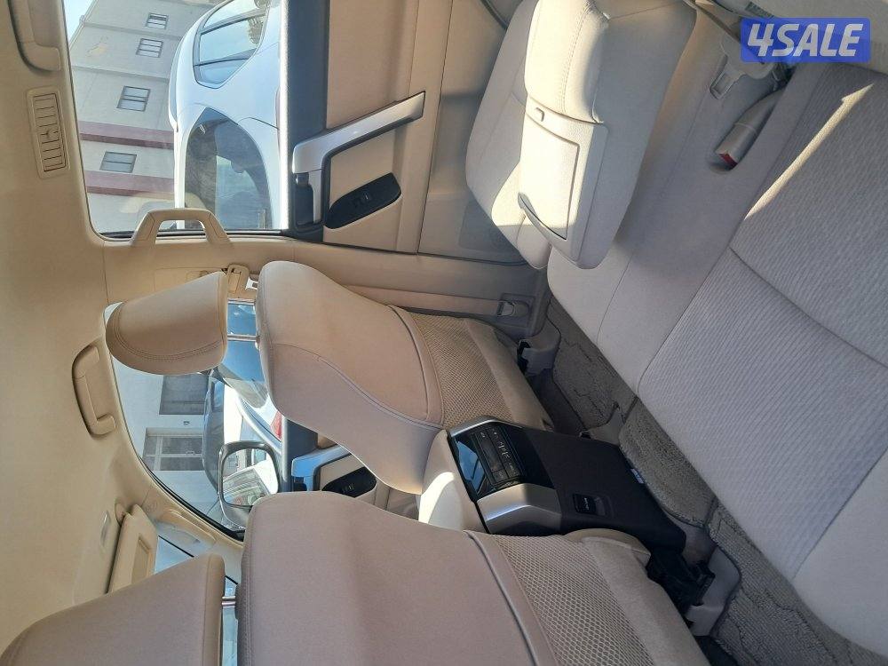 تويوتا برادو 6 سلندر VX موديل 2021 صبغ الوكالة14