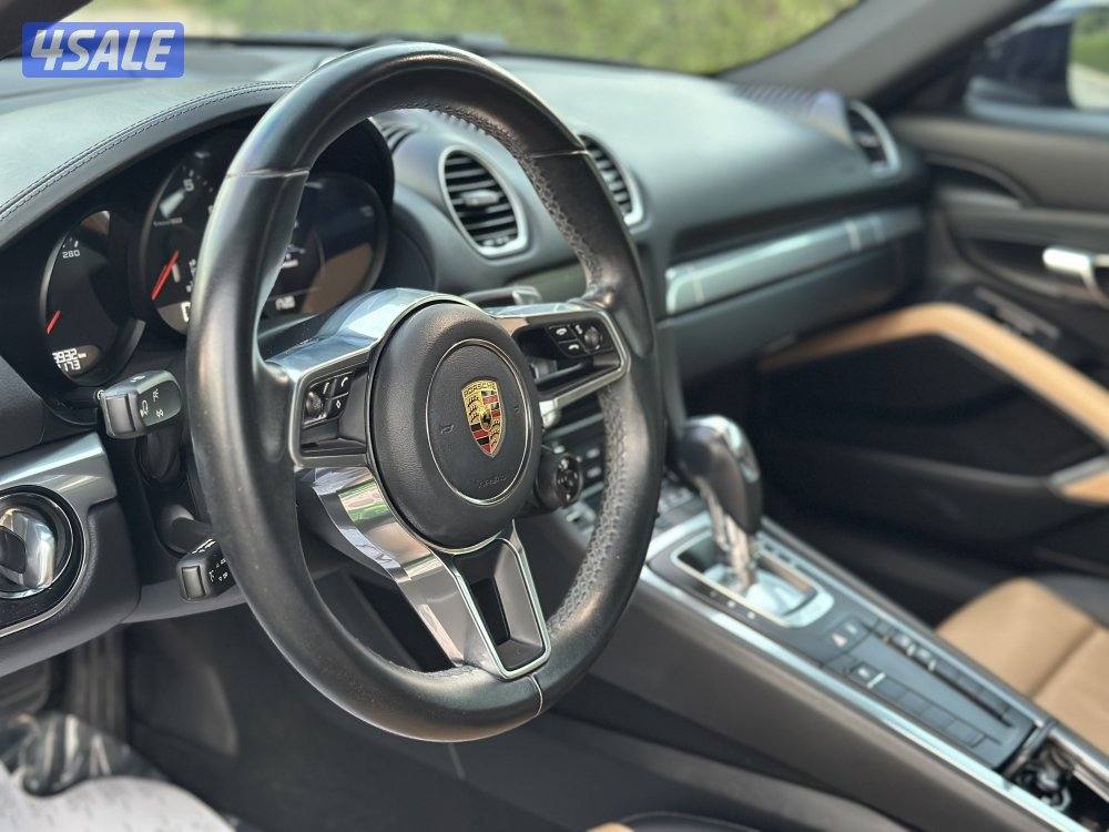 Porsche cayman 718 وكالة الكويت7