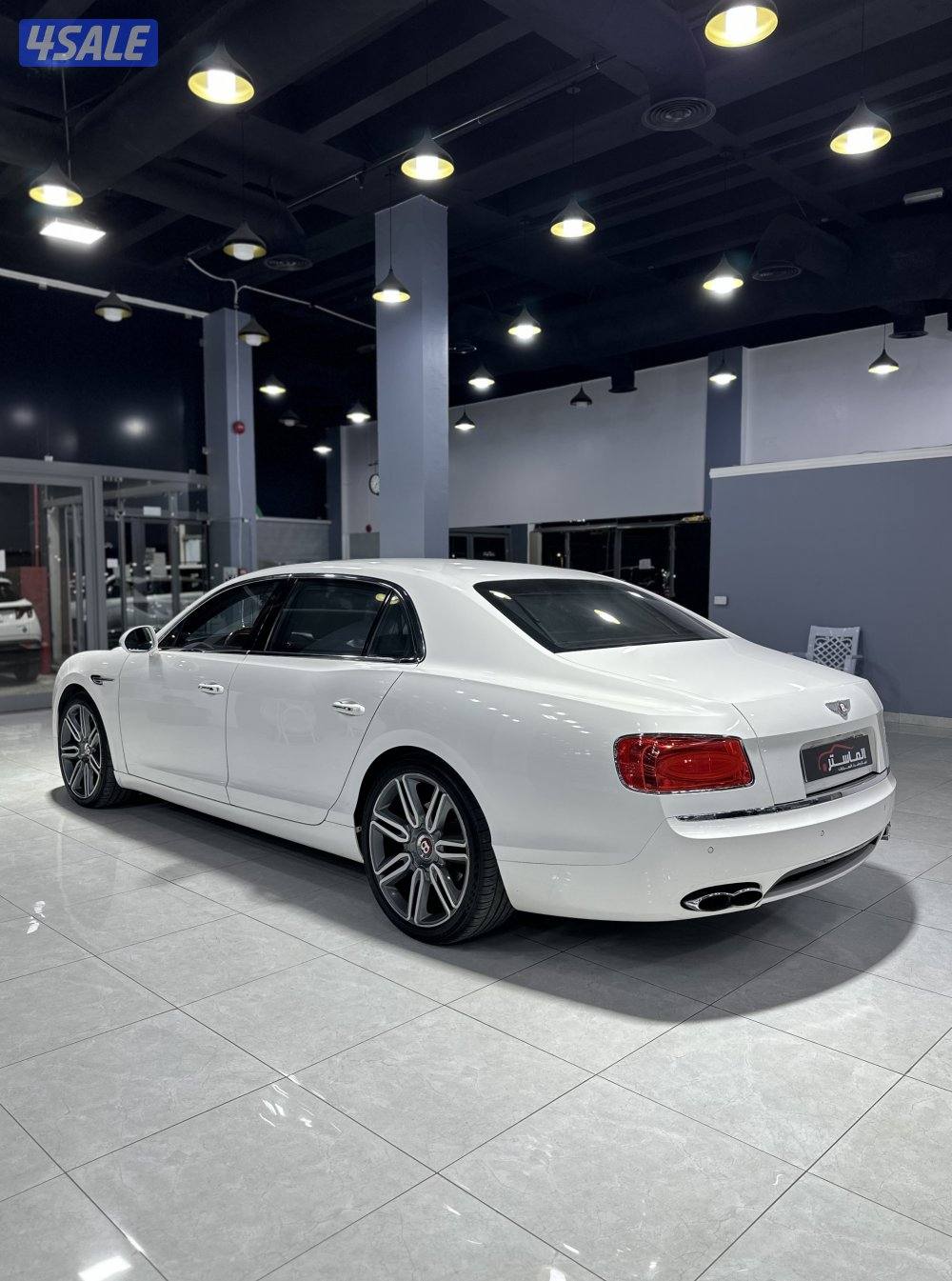 فلاينج سبير V8 موديل 2018 ماشي 62 الف5