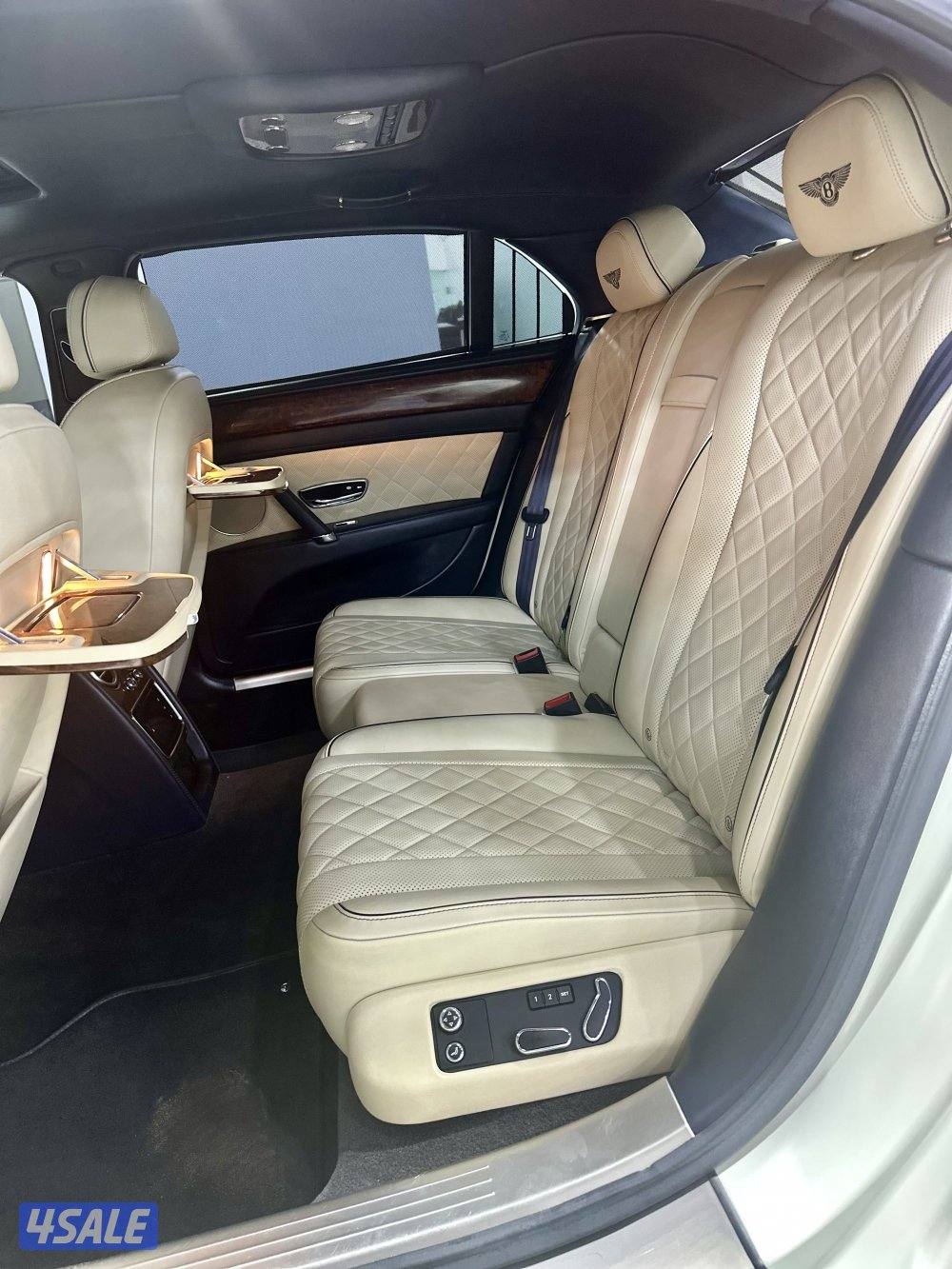 فلاينج سبير V8 موديل 2018 ماشي 62 الف8