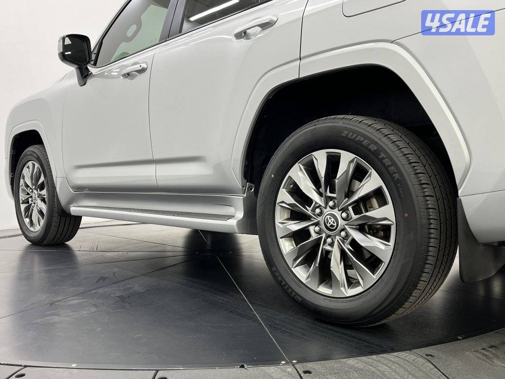 TOYOTA LAND CRUISER 22L3-GXR4AL_U6