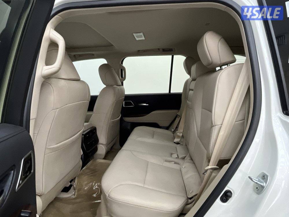 TOYOTA LAND CRUISER 23L3T-GXRAL-S_U3