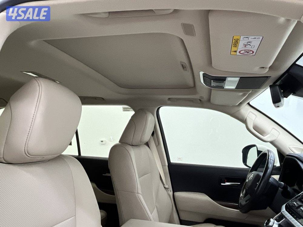 TOYOTA LAND CRUISER 23L3T-GXRAL-S_U8