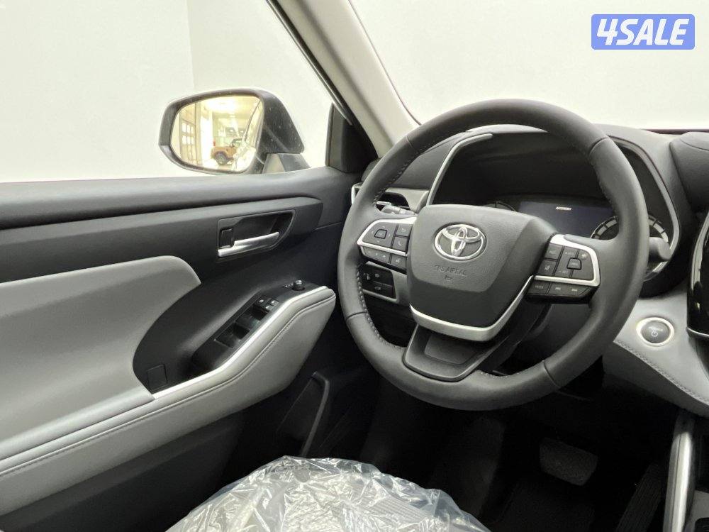 TOYOTA HIGHLANDER 24HL2-M7