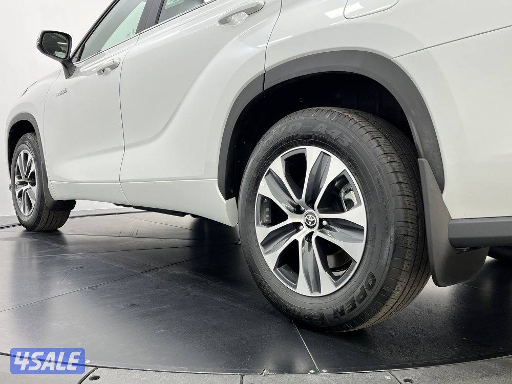 TOYOTA HIGHLANDER 24HL2-M6