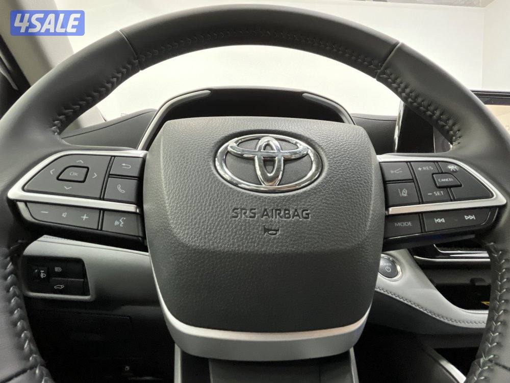 TOYOTA HIGHLANDER 24HL2-M3