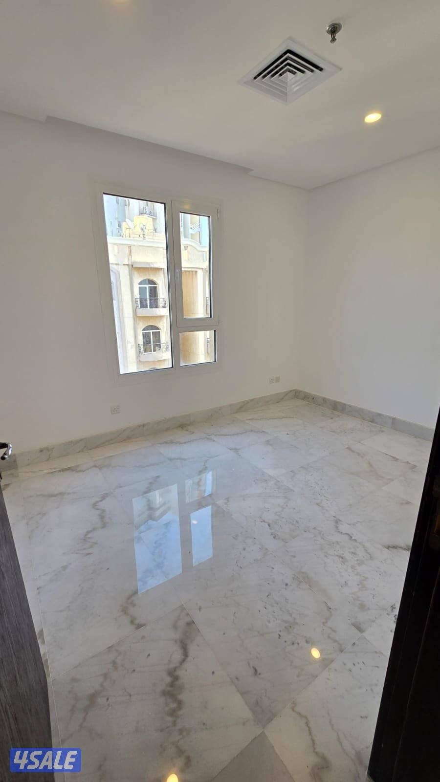 شقة للايجار سوبر ديلوكس رخام بالكامل ٣ غرف وحمامين منهم حمام ماستر6