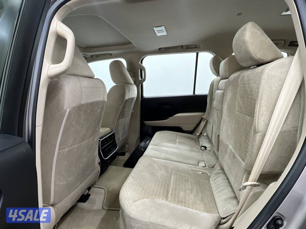 TOYOTA LAND CRUISER 22L3T-GXREF_U3